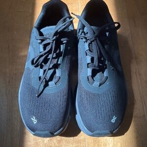 NEW OnCloud Running Shoes